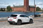 Lexus UX200 F-Sport 2018 года (WW)
